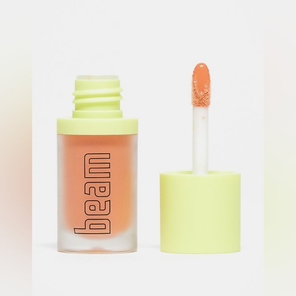 Made By Mitchell "Nude Mood" Beam Lip Gloss - Picture 5 of 5